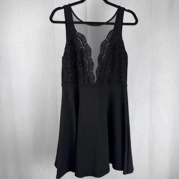 Lulus Dresses & Skirts - Lulu's Mini Lace Dress XL